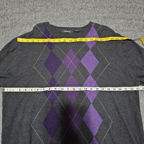 Claiborne Men’s Gray Purple Argyle V-Neck Sweater L​ - Picture 5 of 6
